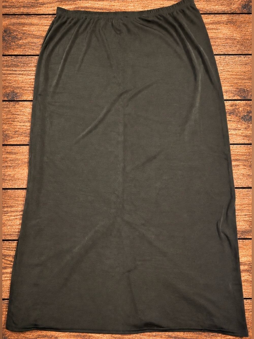 George Women’s XL (16/18) Black Maxi Skirt – Elastic Waist & Back Slit